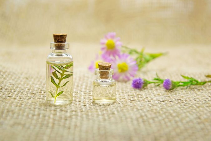 ingrown toenail pain relief fast with tea tree oil