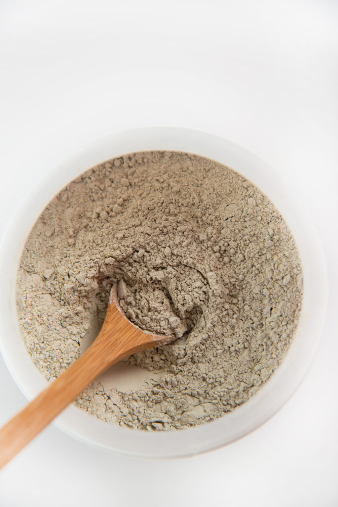 bentonite clay powder